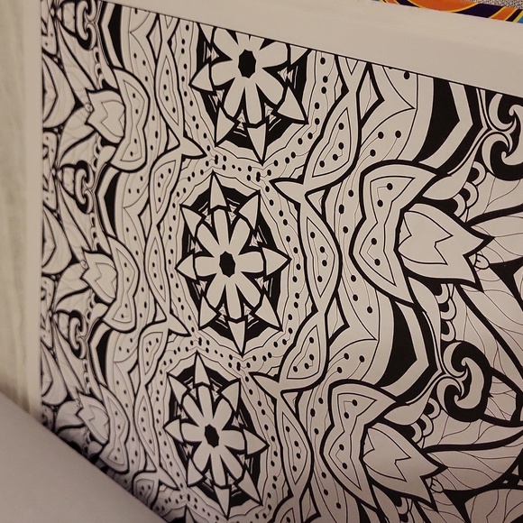 NWT The Creative Coloring Book - Picture 8 of 17